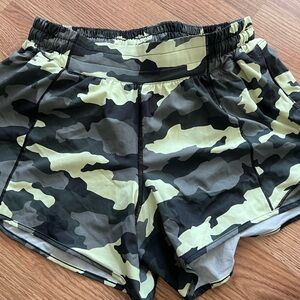 Lululemon hotty hot shorts